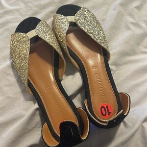 Les Italiennes open toe glitter flat shoe size 10